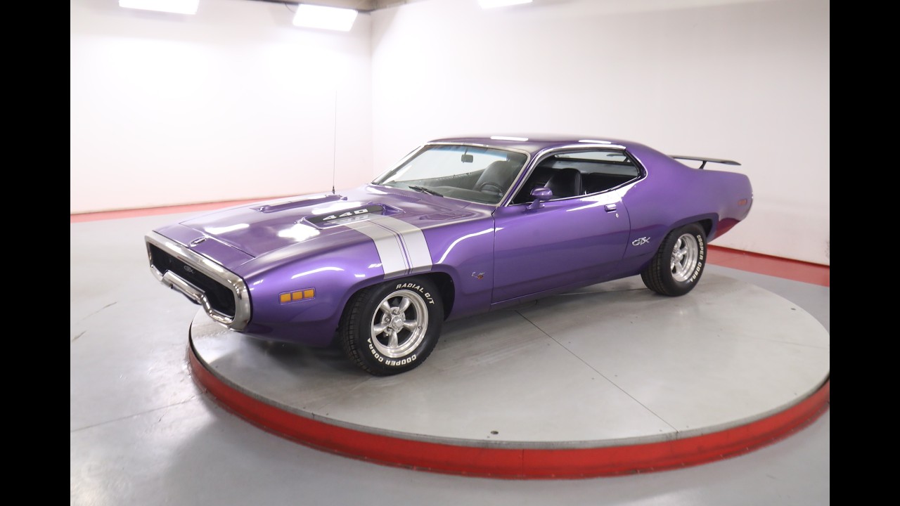 プラム 1971 Plymouth GTX | Worldwide Vintage Autos