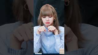 #blackpink#lisa cute v/s hot photo #youtube #short