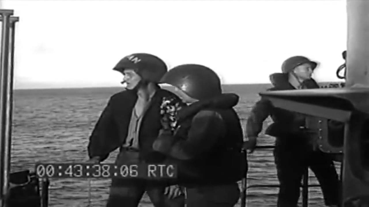 Destroyers Shell Kavieng, New Ireland Island, 02/24/1944 (full) - YouTube