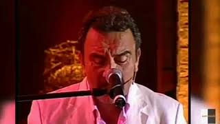 Ümit besen & Yeşim Salkım Deli Mavi