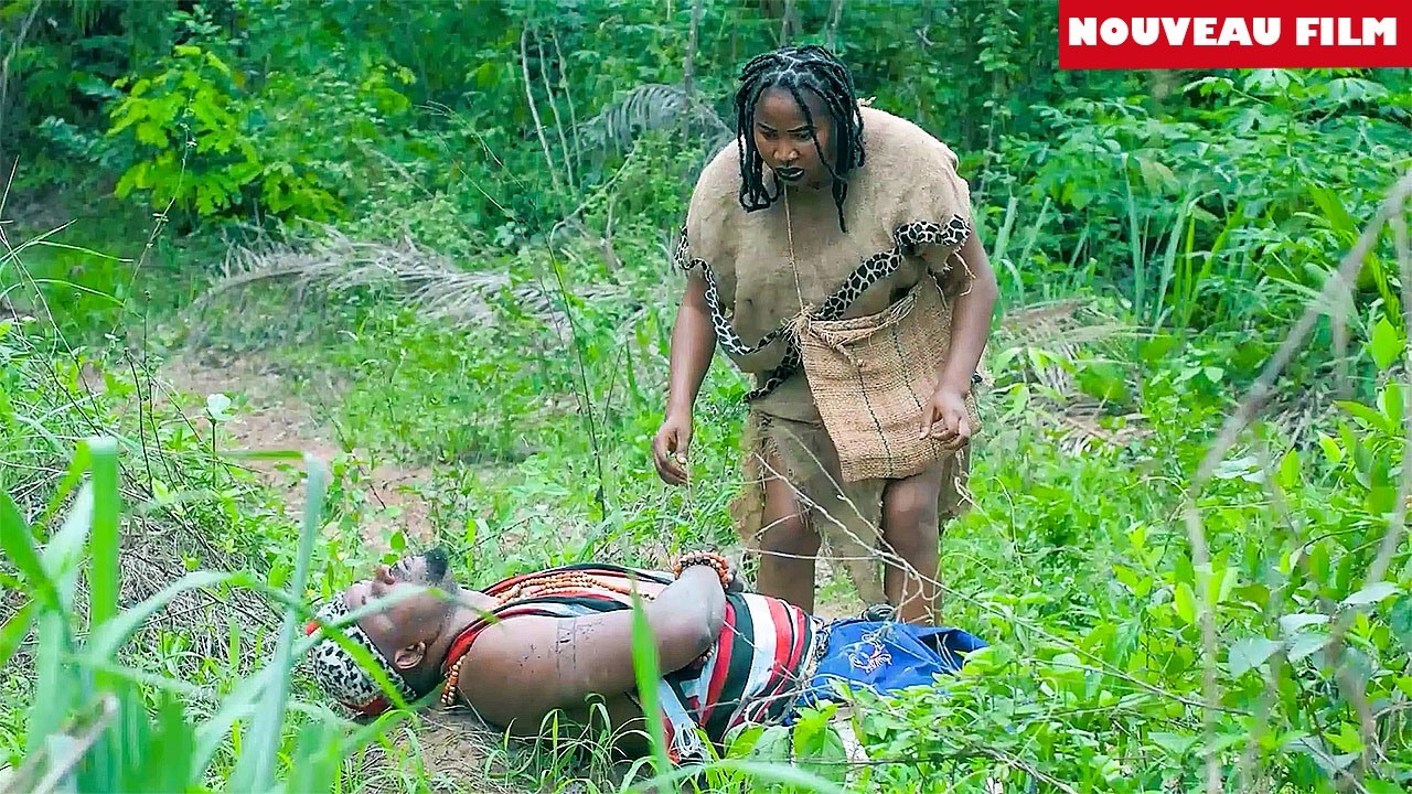 ELLE A SAUVÉ LE PRINCE MOURANT DANS LA FORÊT SANS SAVOIR QU’IL REVIENDRAIT POUR L’ÉPOUSER