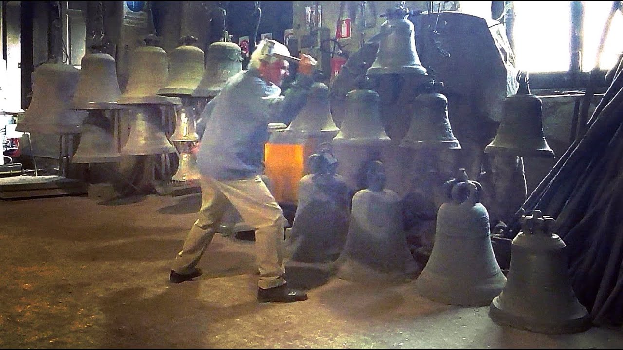 Campane Fonderia Marinelli, il Covid non ferma mille anni di storia