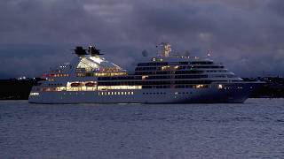 Cruise Ship SEABOURN QUEST in Auckland 4K