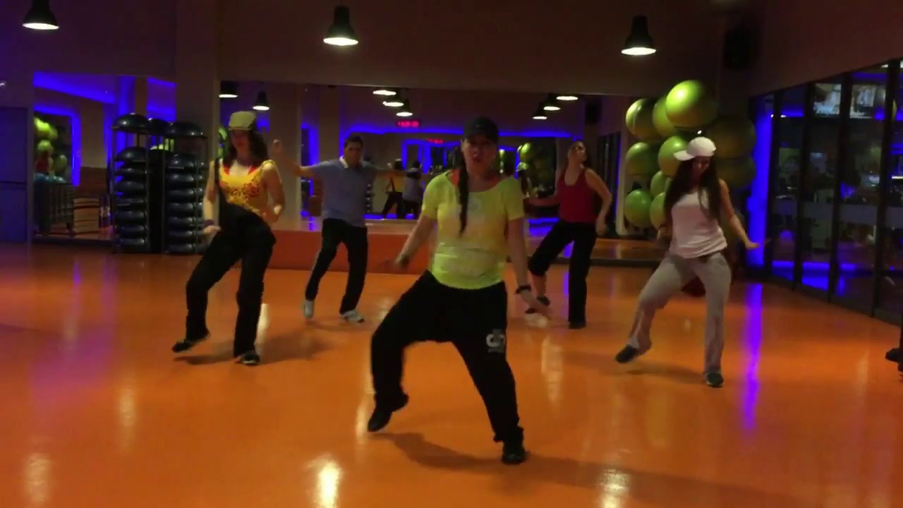 MEGAMIX42 WINE IT UP ZUMBA with Betül Dalkıran YouTube