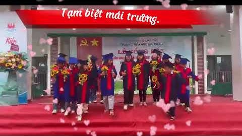 Lễ tổng kết năm học 2022 - 2023 của trường Tiểu học Nhị Châu.