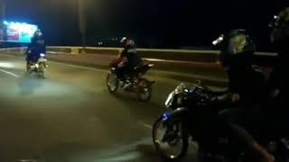 Suasana di malam hari Vixion jari-jari Touring