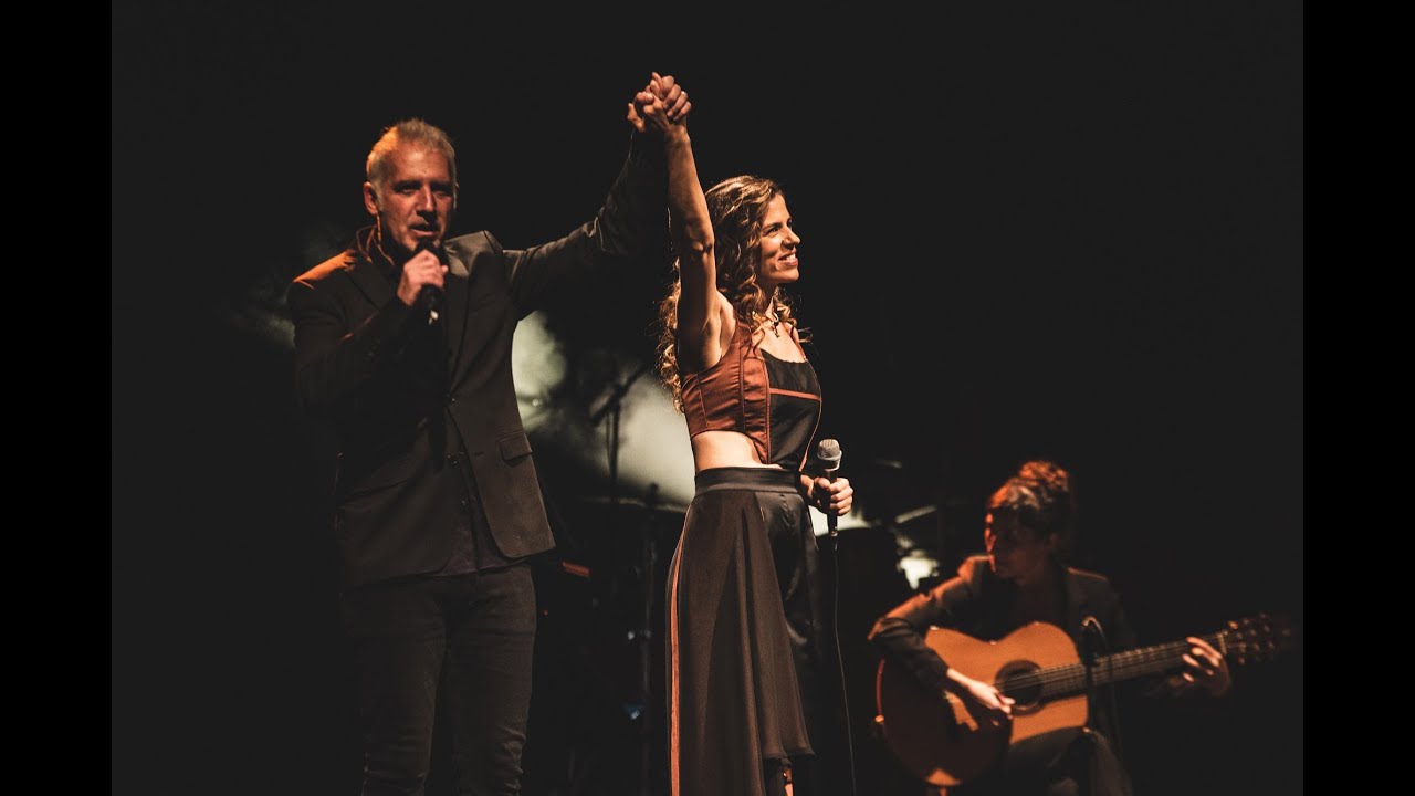 MAIA CASTRO y GABRIEL PELUFFO - Carretera Perdida - En Vivo (Video oficial) 