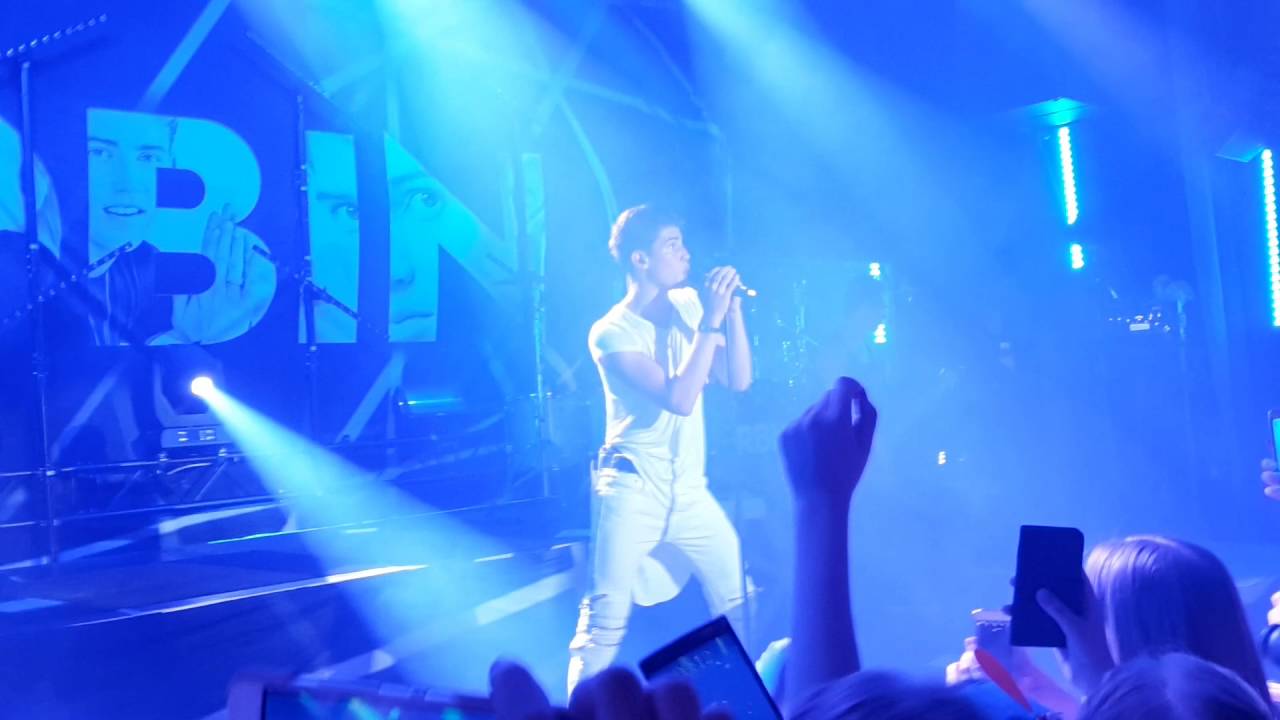 Salamatie Robin Live