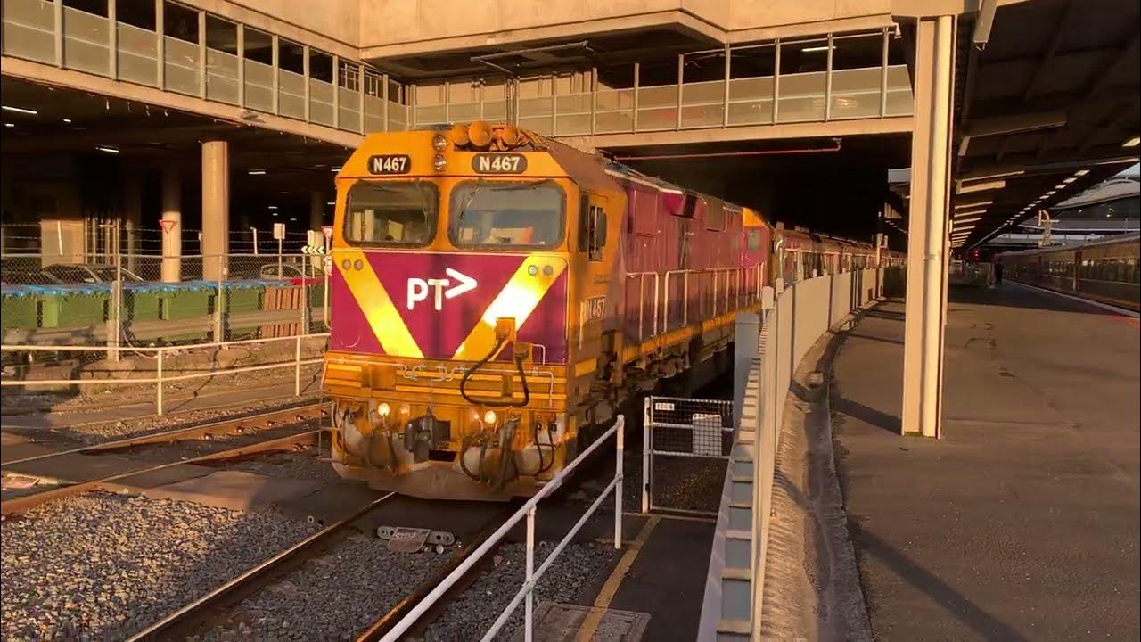 V/Line N467 City of Stawell Departing
