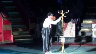 Date By Bella & Alex Cher Club-House