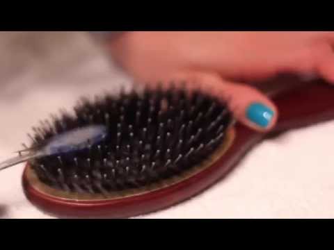 Πως να καθαρίσεις και να απολυμάνεις τις βούρτσες μαλλιών
