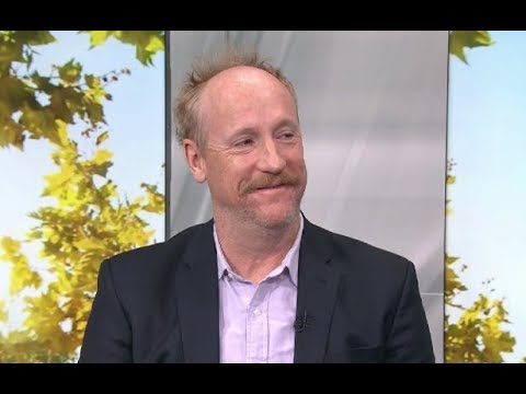 wnbc news 'Veep' Star Matt Walsh Goes 'Under the Eiffel Tower' | New York Live TV