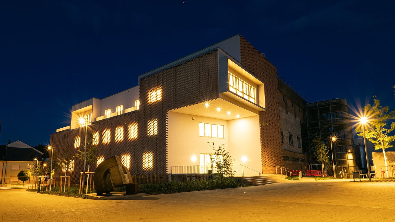 Laboratoire biomécanique de mouvement "SportFabrik" YouTube