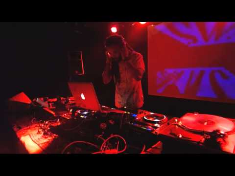 Konichiwa Crew (opening set) @ Shuttles, Kavka, Antwerpen (21-02-2014)