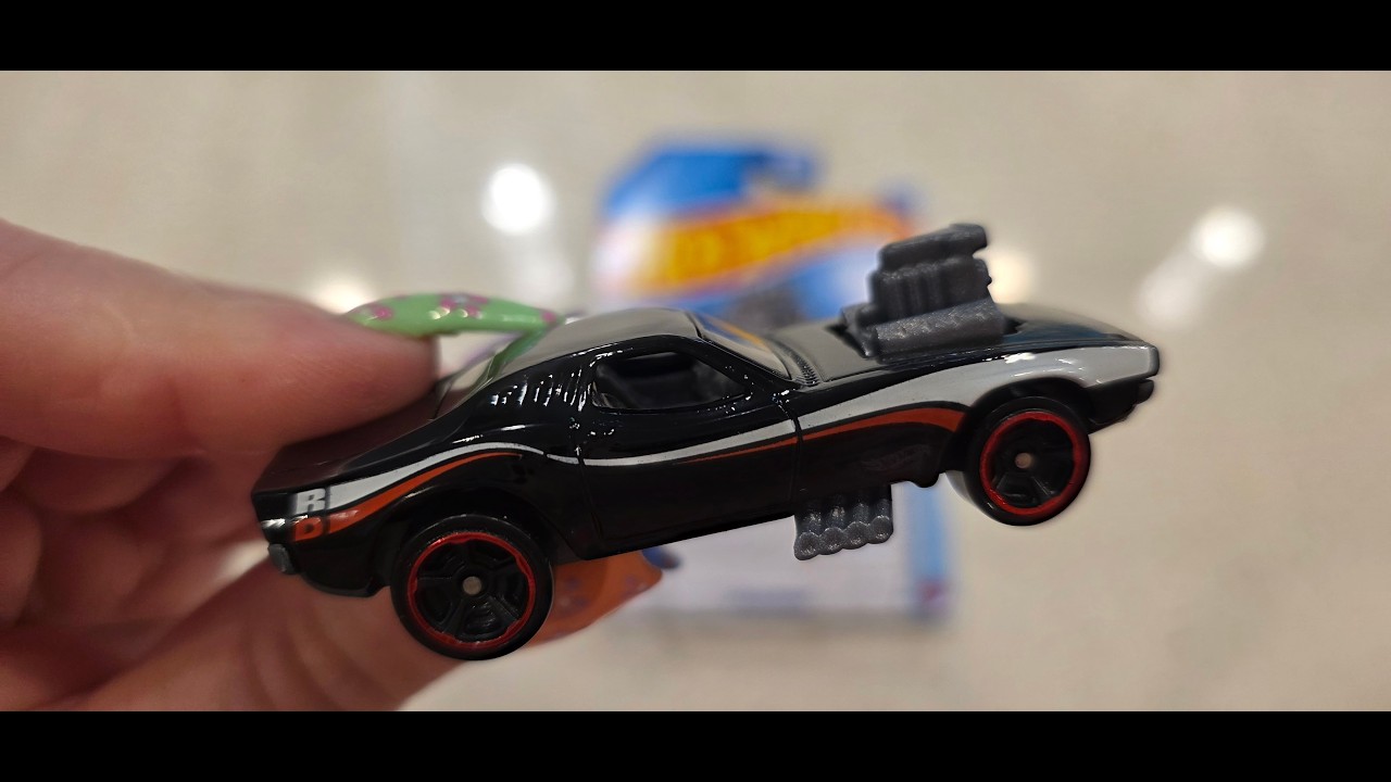 Hot Wheels Black Rodger Dodger Fan Driven Series Un-Carding