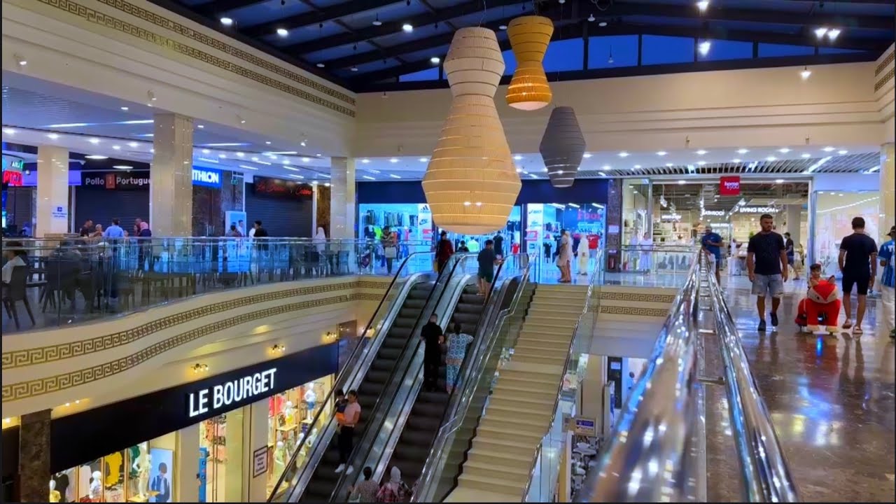 وهران: جولة في المركز التجاري والتسلية السانية Centre Commercial & de Loisirs Es-Senia Oran