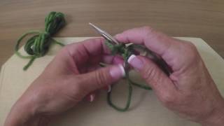 Jeny's Surprisingly Stretchy Slip Knot Cast On