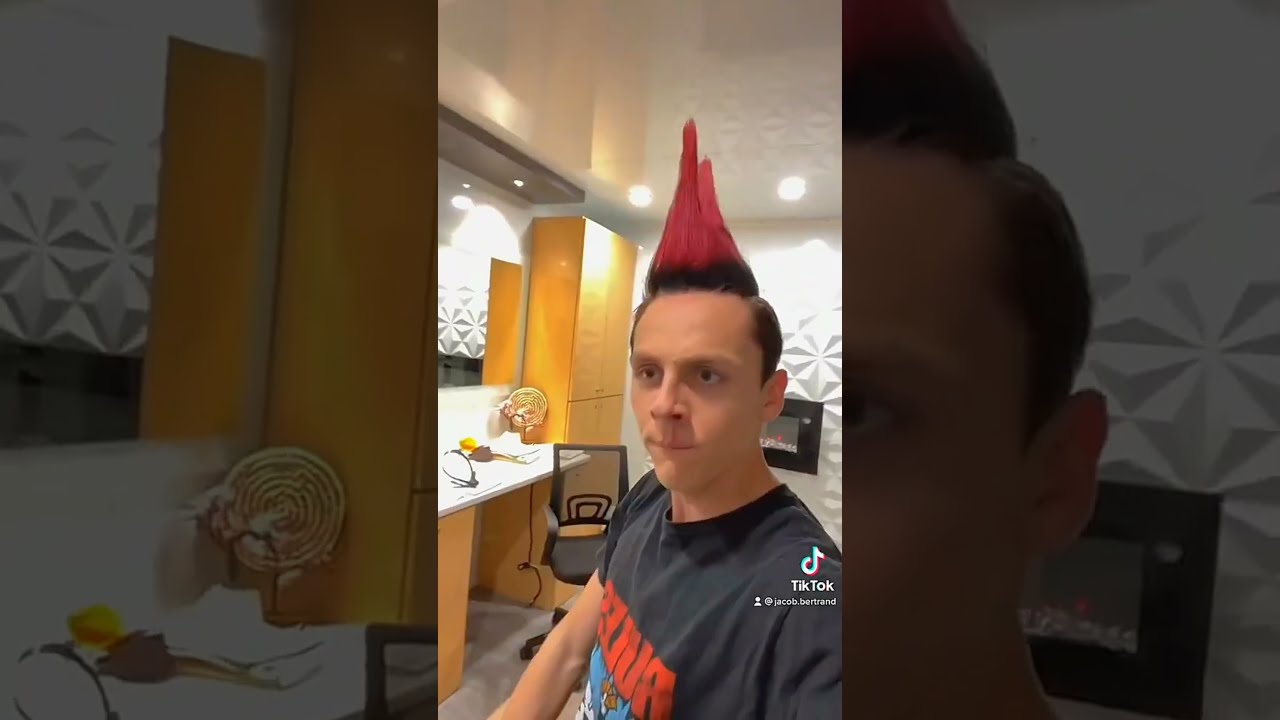 HAWK HAIR TRANSFORMATION Hawk CobraKai