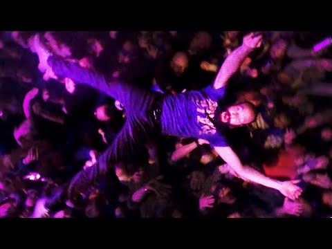 CEO of Patreon goes crowd surfing