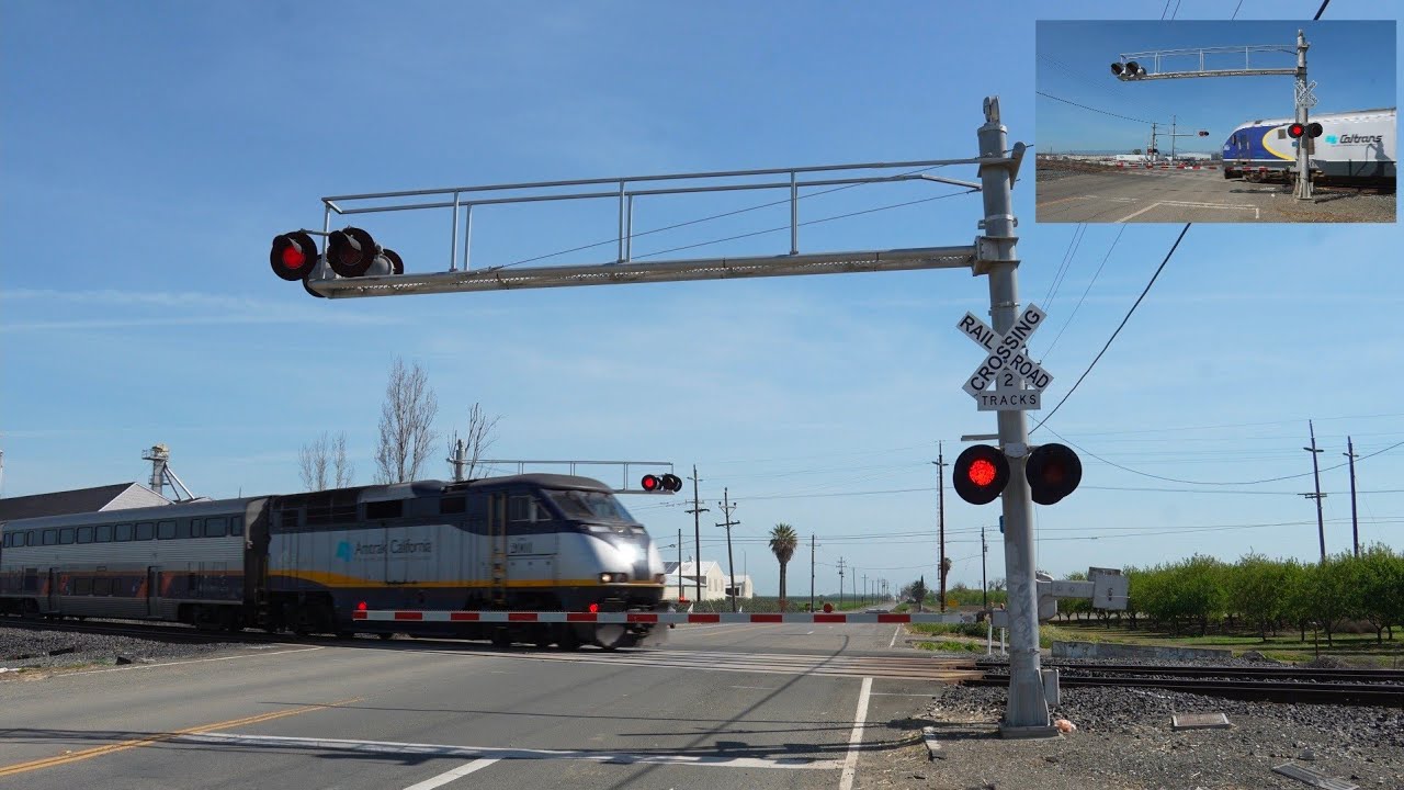 CDTX 6963 & CDTX 2001 Capitol Corridor Trains | Tremont Rd. Railroad Crossing, Dixon CA