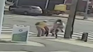 Man tries to grab girl off street
