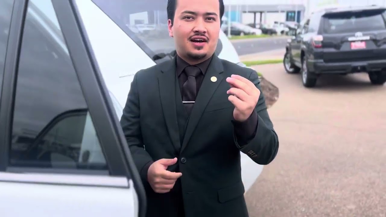 2024 Toyota 4Runner - Roseville Toyota (Farshad Baligh)