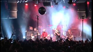 Video thumbnail of "Simple Plan: "Welcome To My Life" (Live)"