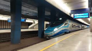 PKP EIC pociąg 1602 wyjazd z Warszawy Centralnej