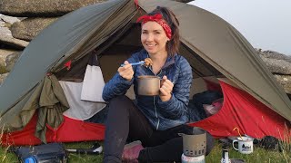 Solo Hike and Wildcamp on Dartmoor: My first YouTube One pot cottage pie, cloud inversion and fog!