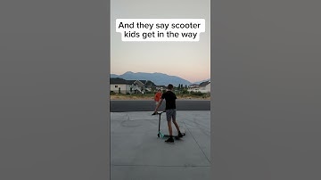 And they say scooter kids get in the way!! #scootershorts #viralshorts #fyp