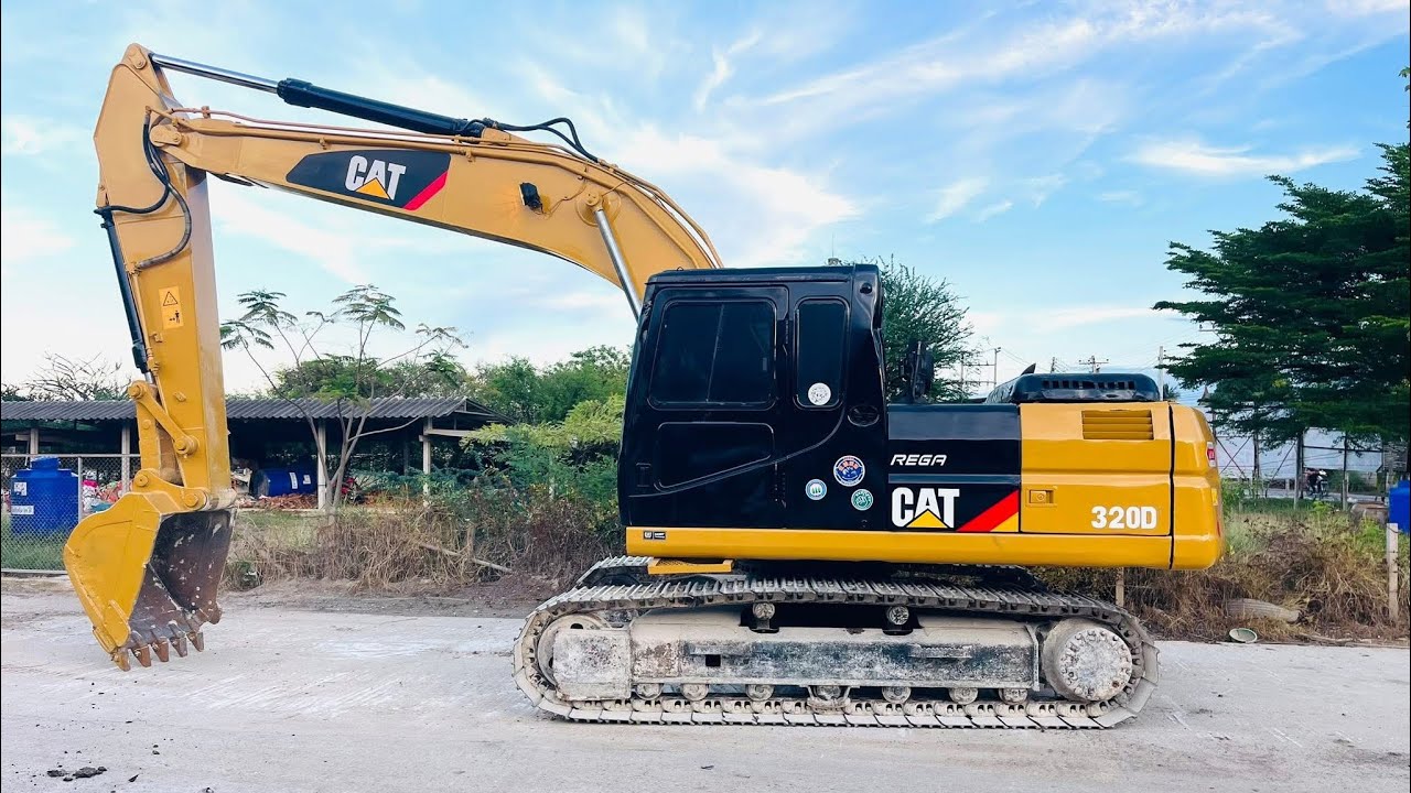 ขาย CAT320B ไฟฟ้าครบ ระบบดี มีลายแย็กพร้อมราคาเบาเบา 380000บาท แอรเย็น พร้อมลุ่ยงาน0623388688