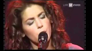Video thumbnail of "Katie Melua - Crawling Up A Hill - Live"