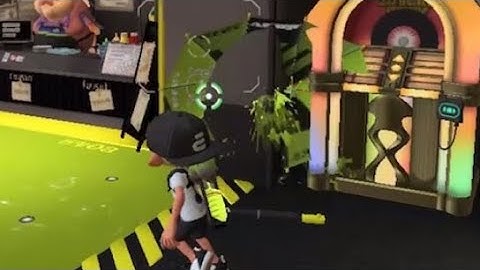 Splatoon 3 Brella Clipping in the Lobby Bug (Not patched on Version 10.1.0)
