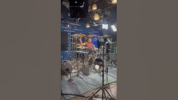 Jonathan Moffett “Billie Jean” Kung Fu Warmup at Drumeo!