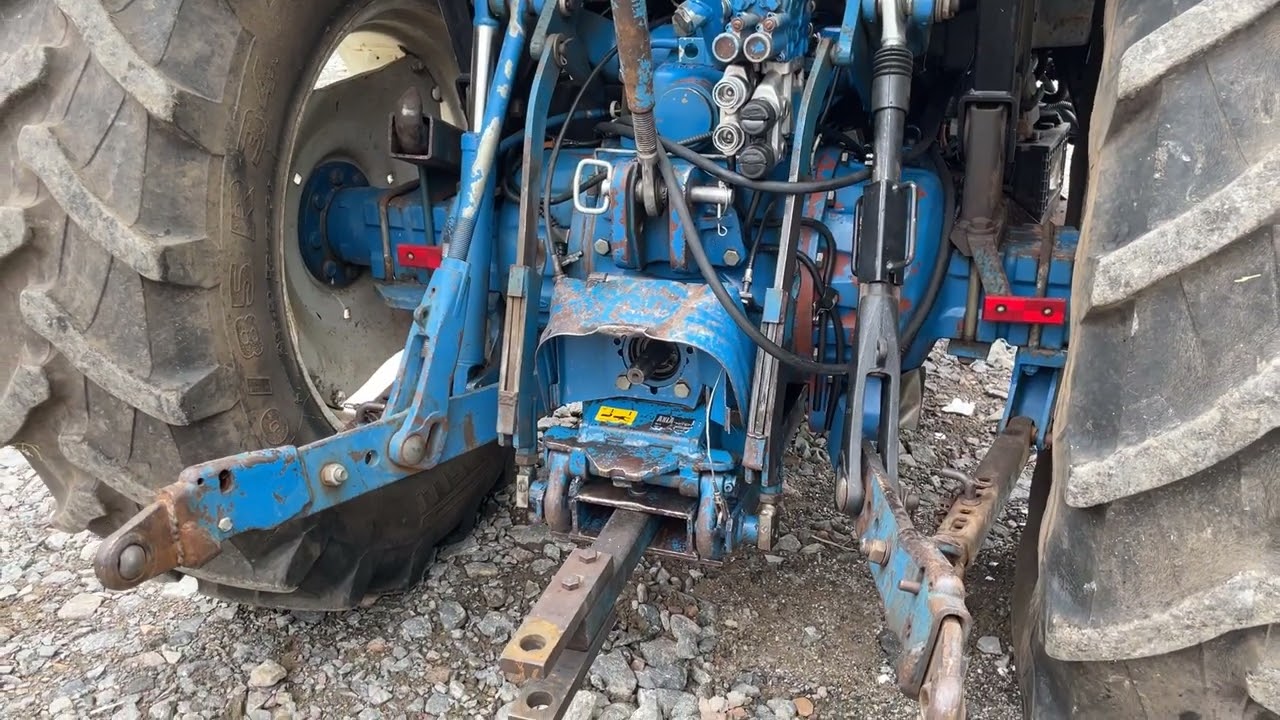 Traktor med lastare FORD 6640 4WD SLE