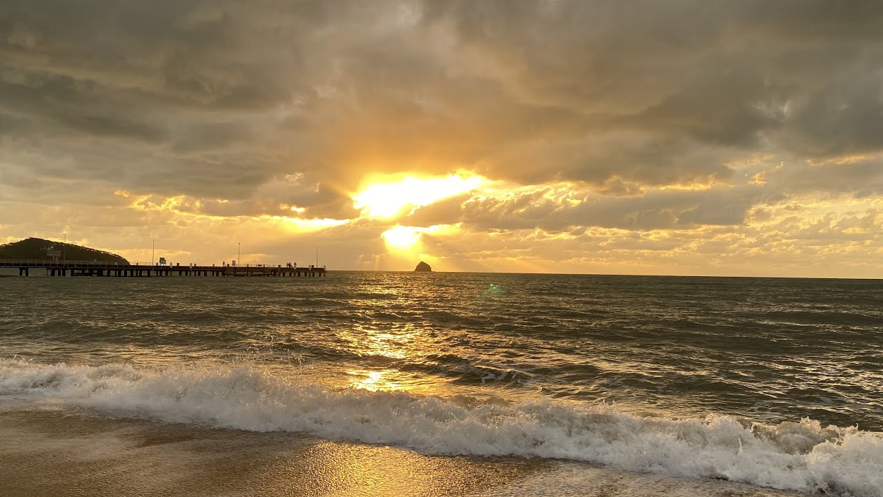 Palm cove | Far North Queensland | Local Markets 🌴🌺