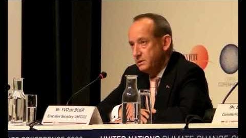 Yvo de Boer, UNFCCC, at COP15.flv