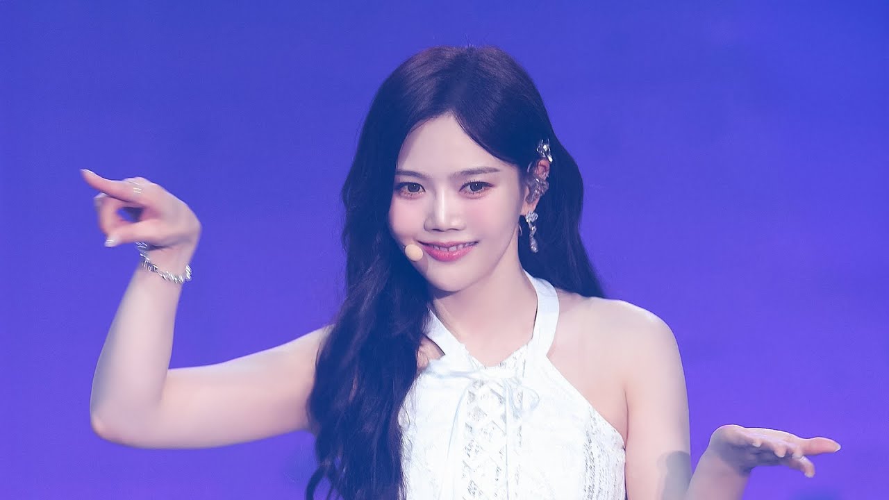 250420 오마이걸 효정 (HyoJung) - 몽환 세트 - 한 발짝 두 발짝, CLOSER, Classified, 비밀정원, 다섯번째 계절, Magic [직캠 / FANCAM]