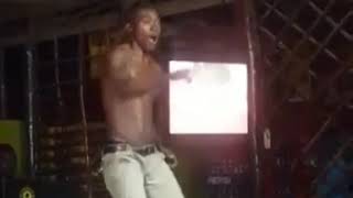 Jamaa Avua Nguo live,Hakika mwanaume mashine. Jamaa Avua Nguo live,Hakika mwanaume mashine.