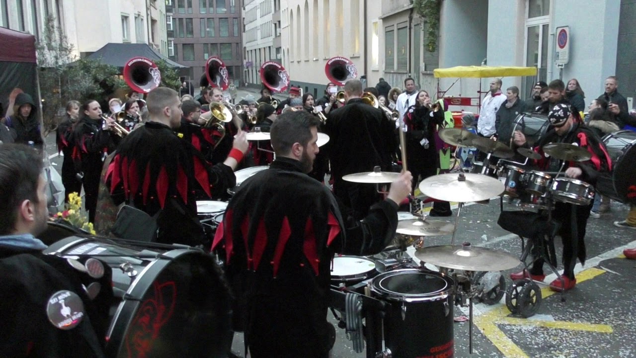 Uelischränzer Basler fasnacht 2019 