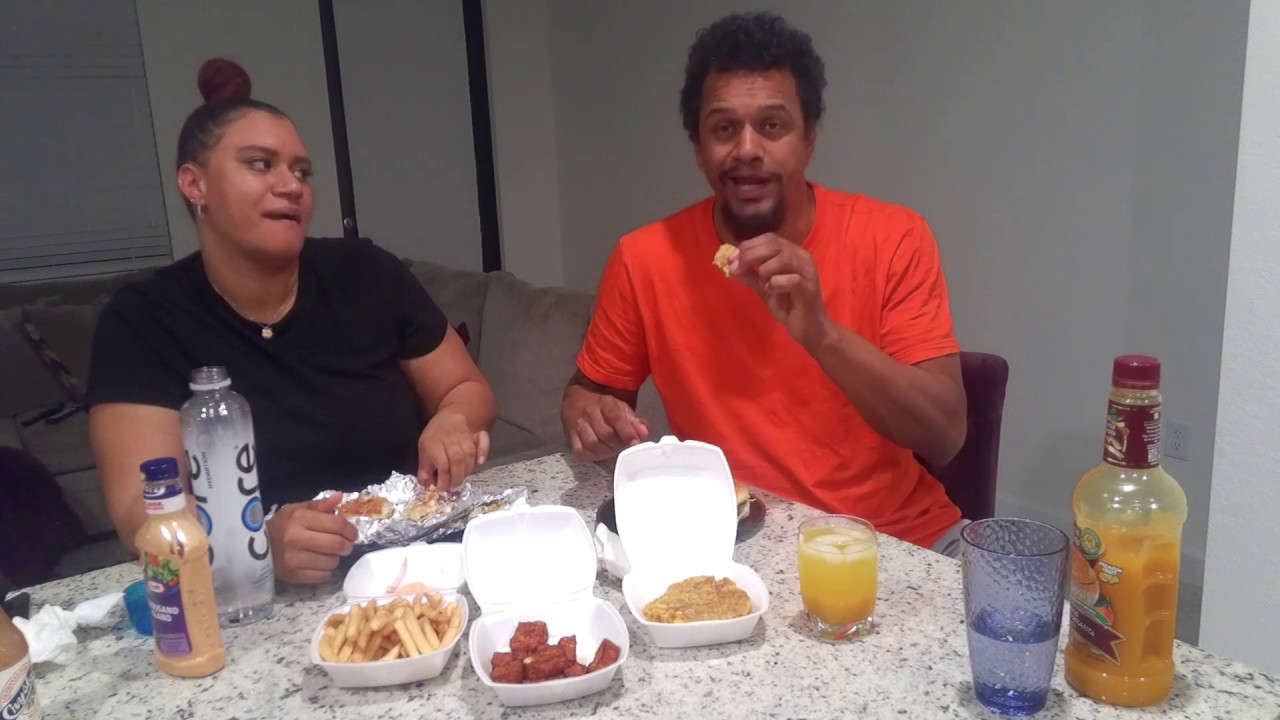 Papasitos-- VEGAN -vs- REAL MEAT  LOL!!