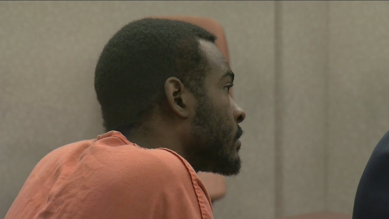 Man accused of setting fire to Milwaukee home to face judge - YouTube