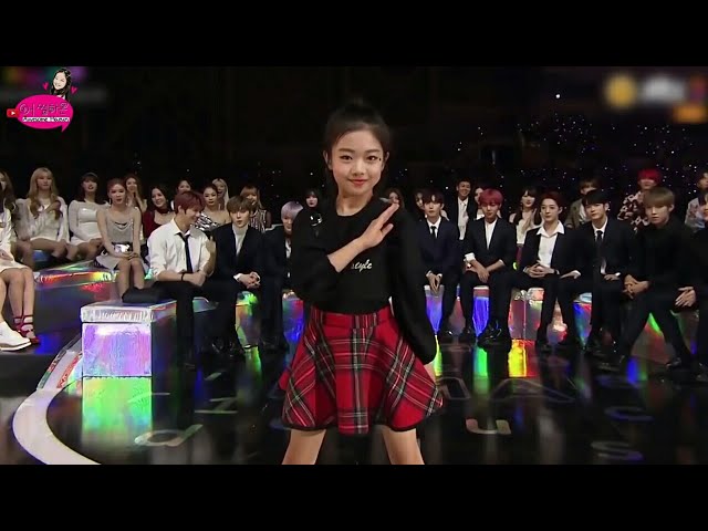 Cô bé 10 tuổi nhảy dance nhóm nhạc Hàn Quốc. Cực Hot class=