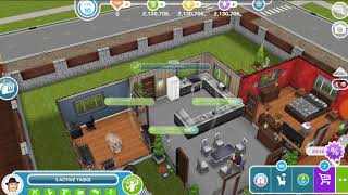 Search for soft food in a refrigerator - the Sims freeplay 😸 screenshot 4