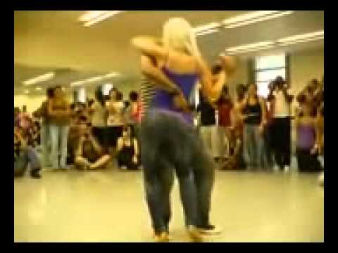 رقص رائع علا انغام الراي  360