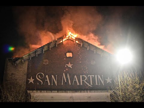 Se desató un incendio en el ex cine San Martín de Mar del Plata