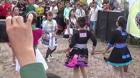 Điệu nhẩy đắm say lòng người - Tết độc lập Huyện Than Uyên