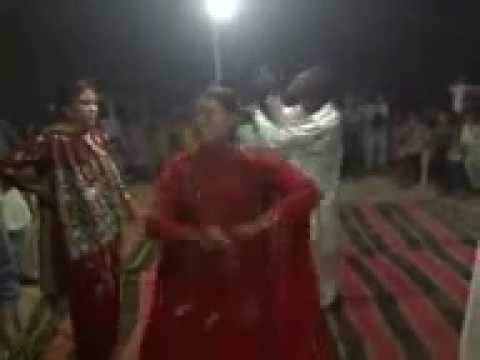 private pakistani dasi punjabi mujra - YouTube