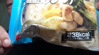 [頑固おやじ]お初のケンミンの ベトナム風”フォー”を野菜たっぷりニラ辛は合うの？で頂きます。