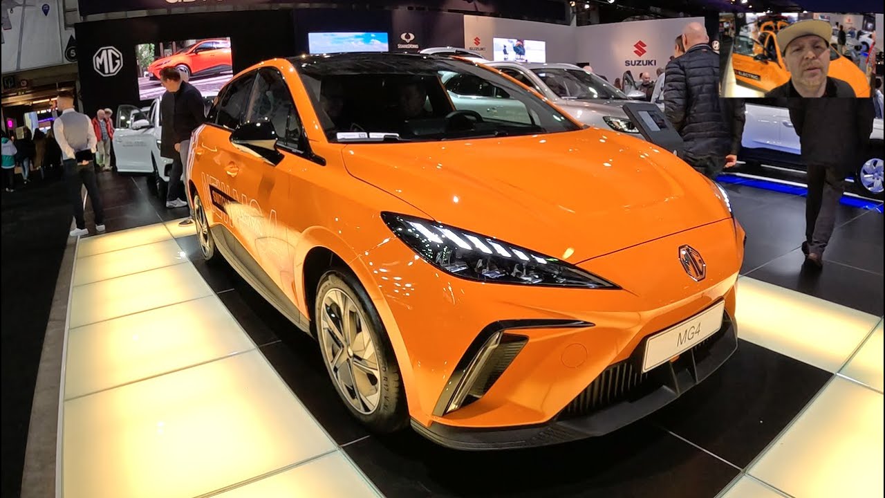 MG 4 EV MG4 luxury full electric car all new model 2023 SUV e-car ...